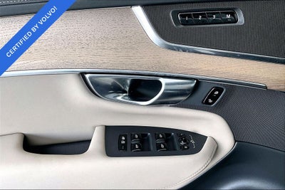 2026 Volvo XC90 B5 Plus