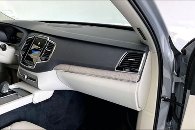 2025 Volvo XC90 B5 Plus