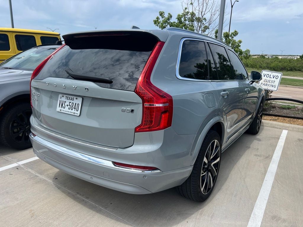 2025 Volvo XC90 B5 Plus