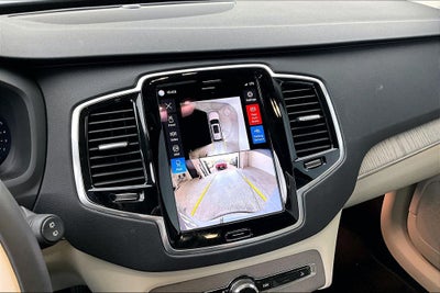 2025 Volvo XC90 B5 Plus