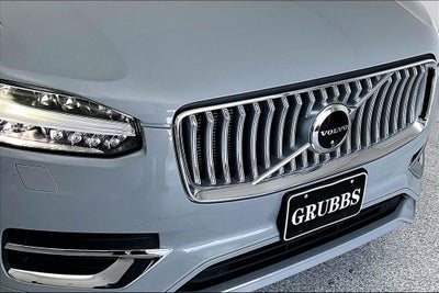 2025 Volvo XC90 B5 Plus