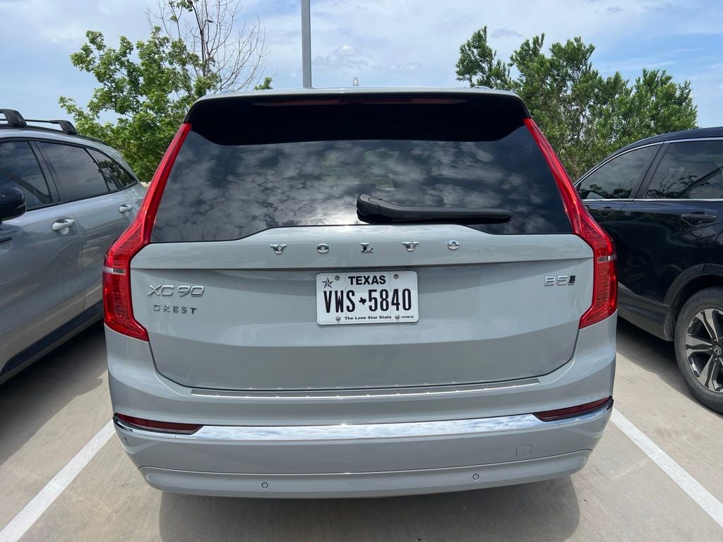 2025 Volvo XC90 B5 Plus