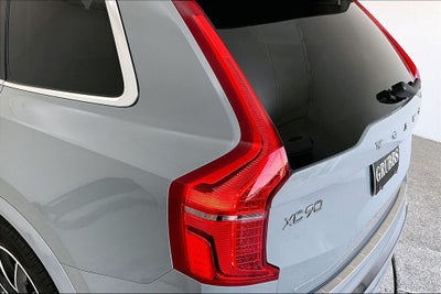 2025 Volvo XC90 B5 Plus