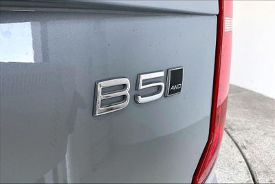 2025 Volvo XC90 B5 Plus