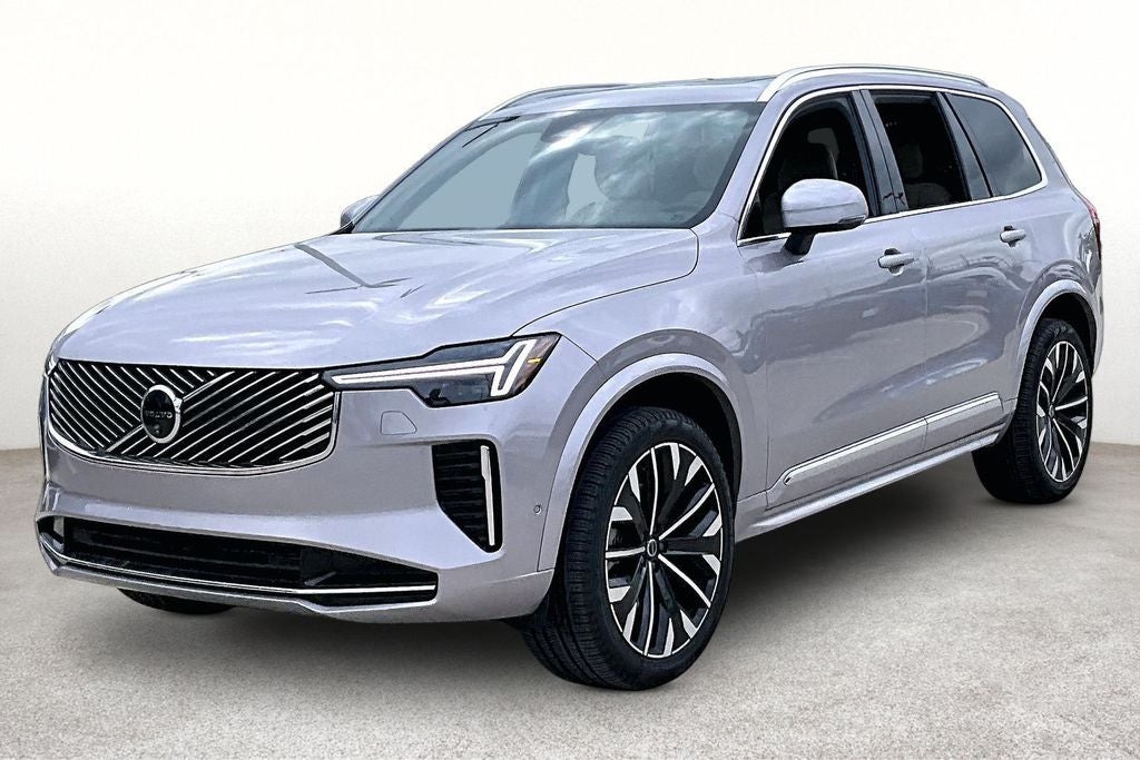 2026 Volvo XC90 B5 Plus