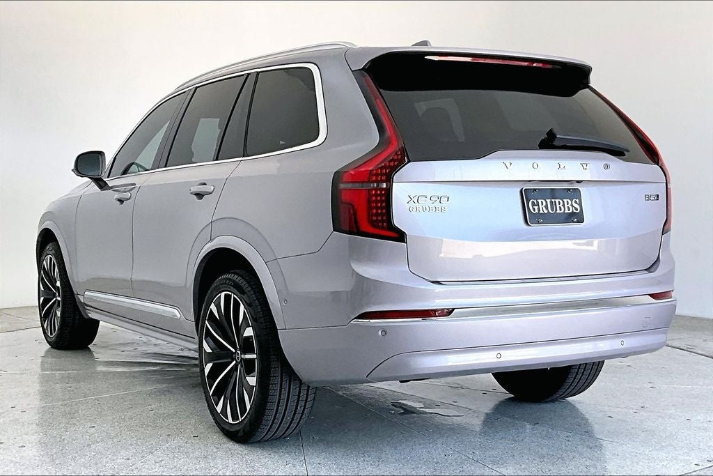 2026 Volvo XC90 B5 Plus AWD