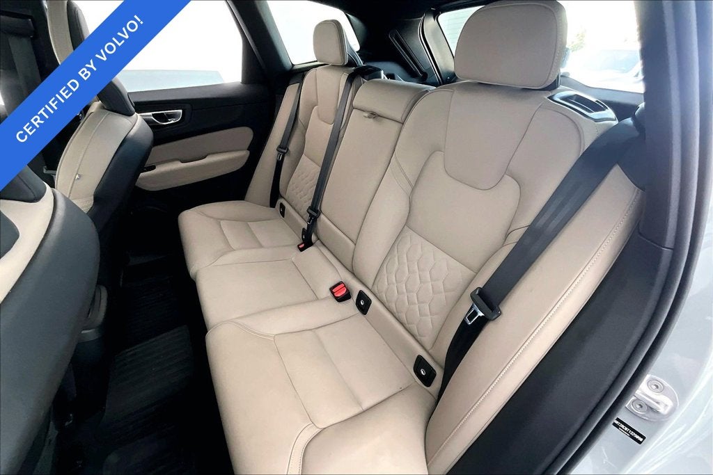 2026 Volvo XC60 B5 Plus