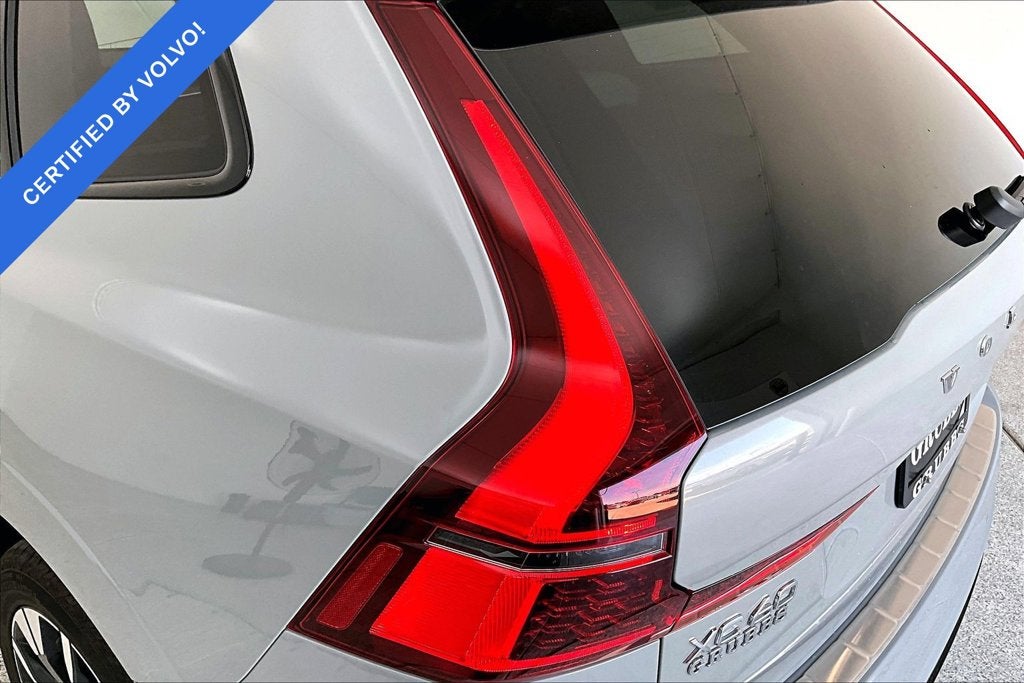 2026 Volvo XC60 B5 Plus