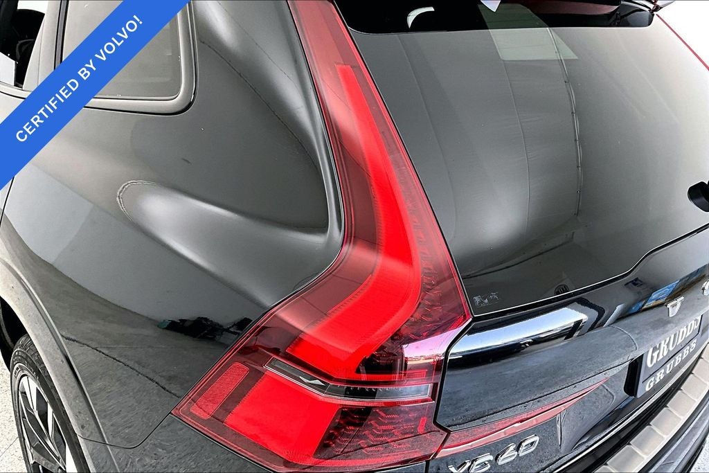 2026 Volvo XC60 B5 Plus
