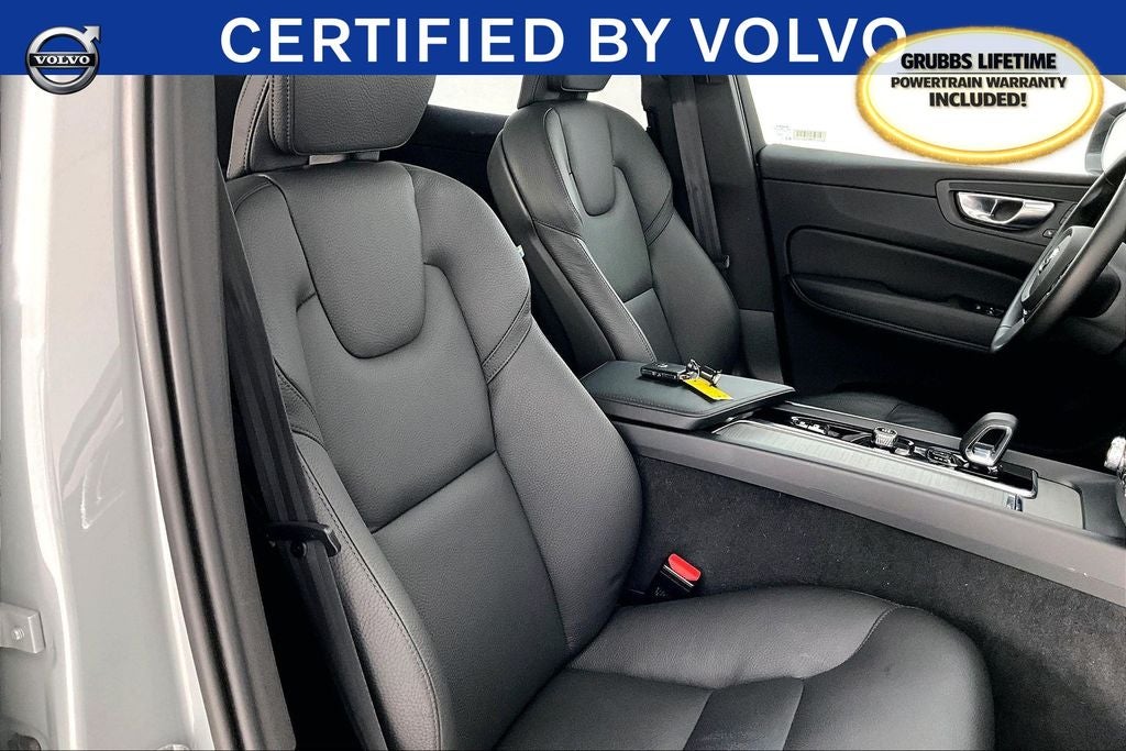 2025 Volvo XC60 B5 Plus