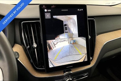 2026 Volvo XC60 B5 Plus
