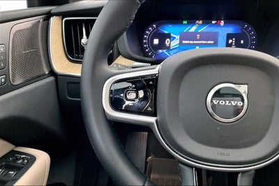 2026 Volvo XC60 B5 Plus