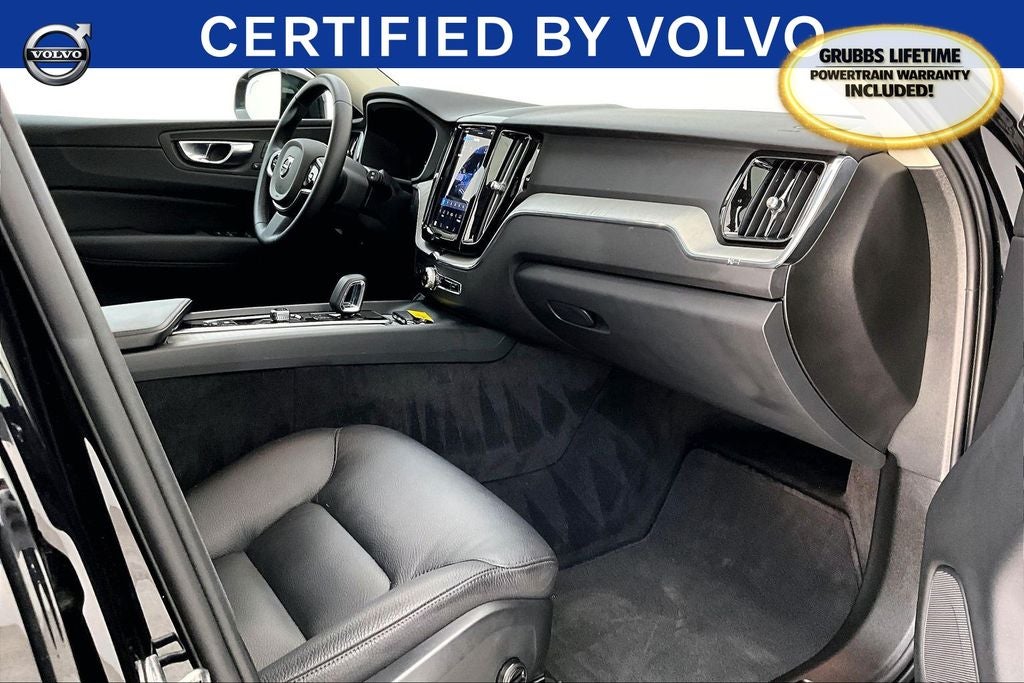 2025 Volvo XC60 B5 Plus