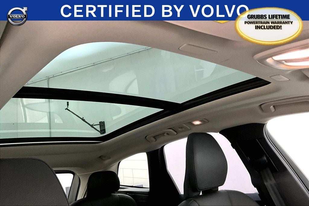 2025 Volvo XC60 B5 Plus