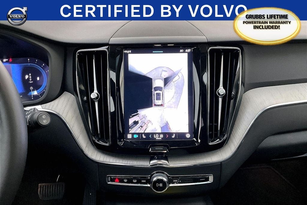 2025 Volvo XC60 B5 Plus