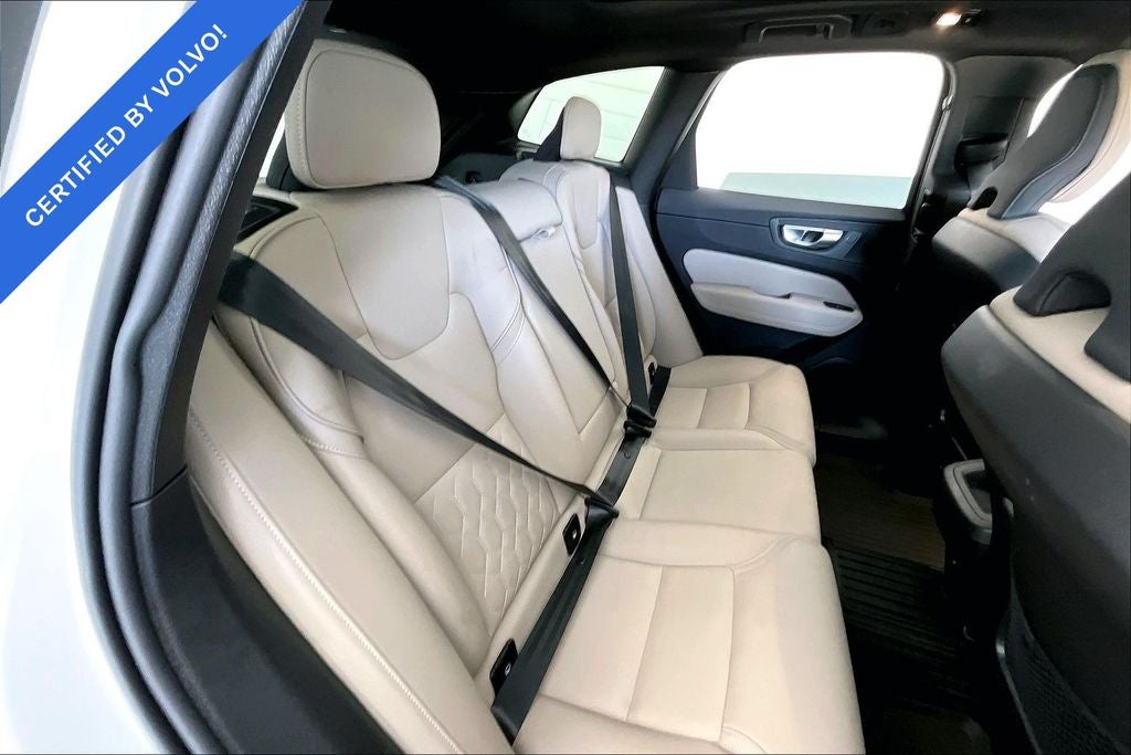 2026 Volvo XC60 B5 Plus