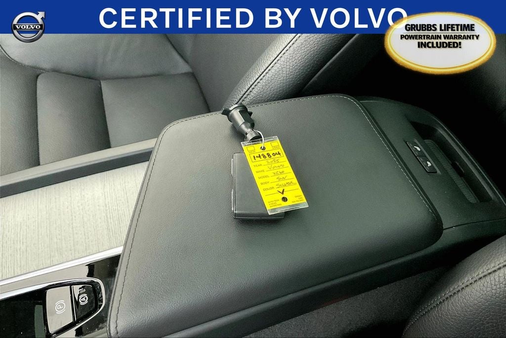 2025 Volvo XC60 B5 Plus