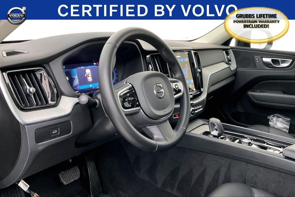 2025 Volvo XC60 B5 Plus