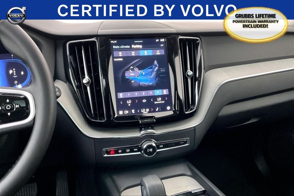 2025 Volvo XC60 B5 Plus