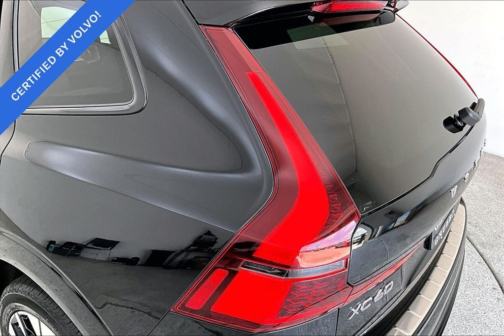 2026 Volvo XC60 B5 Plus