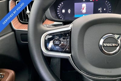 2025 Volvo XC60 B5 Plus