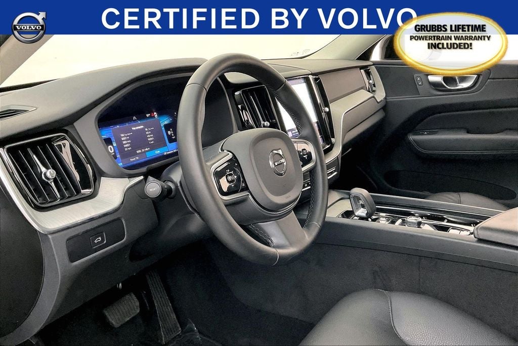 2025 Volvo XC60 B5 Plus