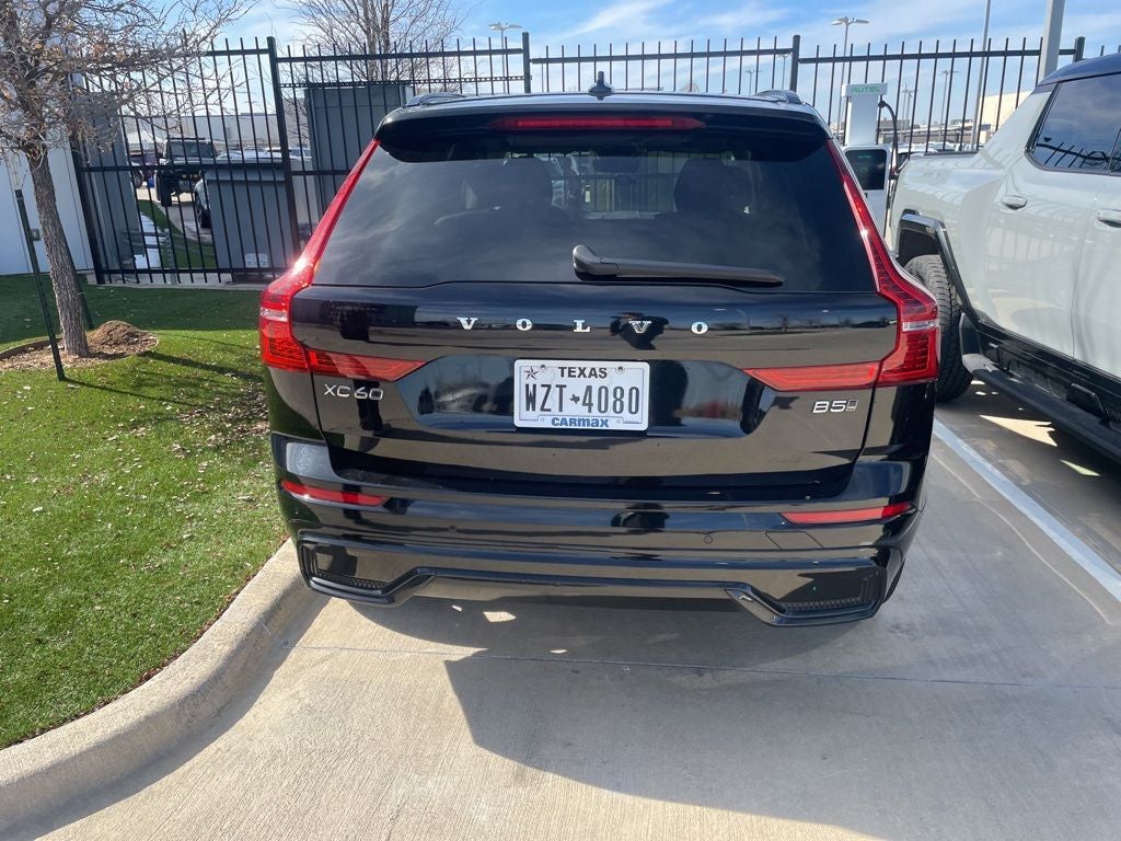 2025 Volvo XC60 B5 Plus