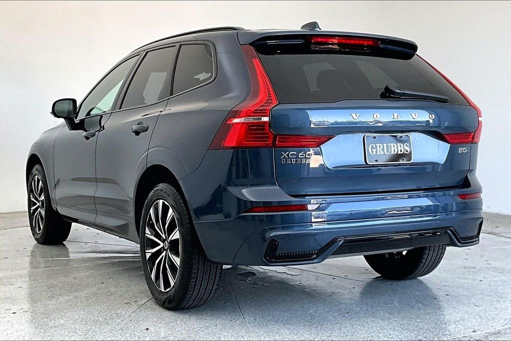 2025 Volvo XC60 B5 Plus AWD