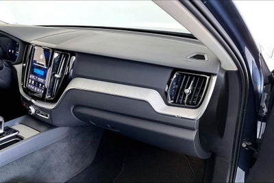 2025 Volvo XC60 B5 Plus AWD