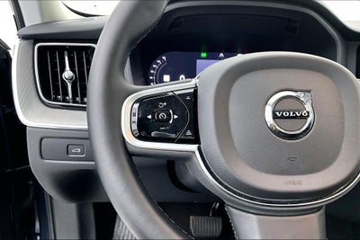 2025 Volvo XC60 B5 Plus AWD