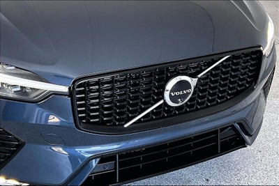 2025 Volvo XC60 B5 Plus AWD