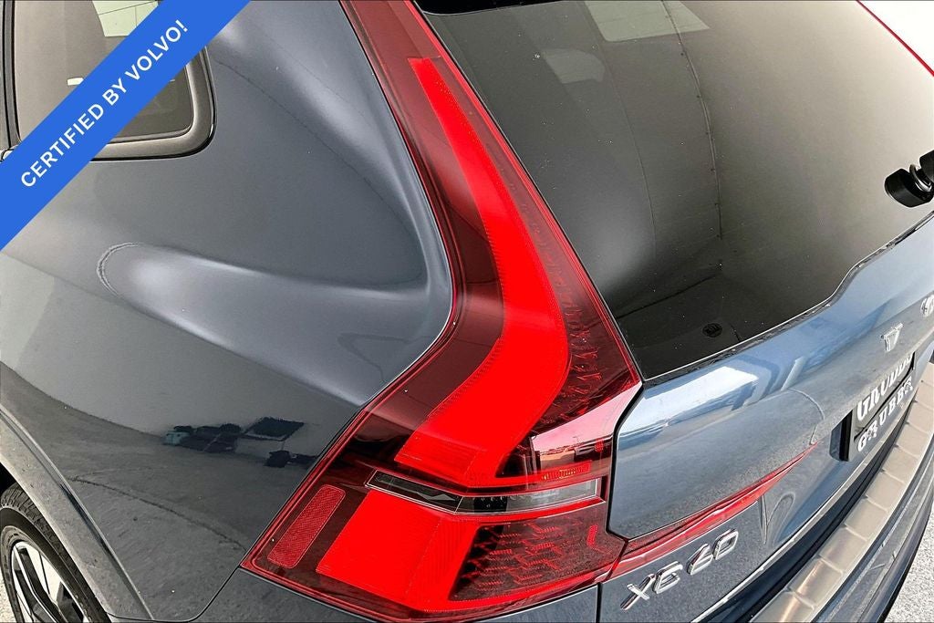 2026 Volvo XC60 B5 Plus