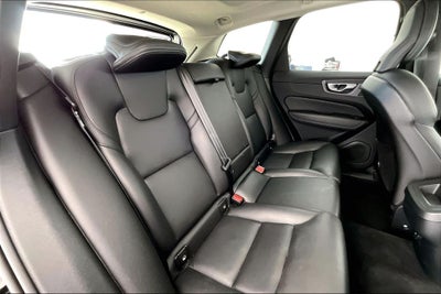2025 Volvo XC60 B5 Core