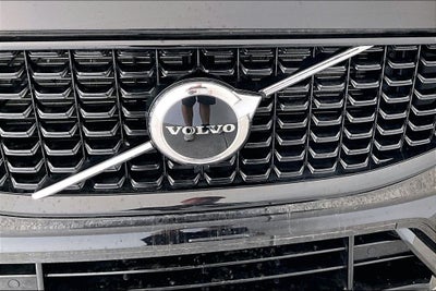 2025 Volvo XC60 B5 Core