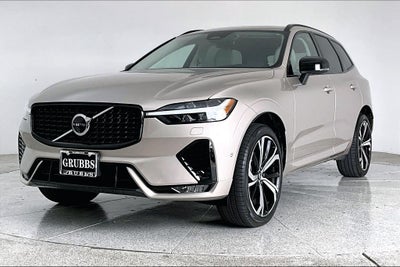 2025 Volvo XC60 B5 Ultra