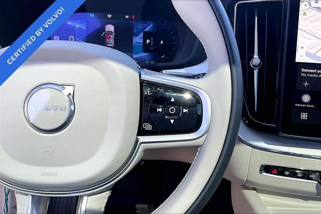 2026 Volvo XC60 B5 Ultra