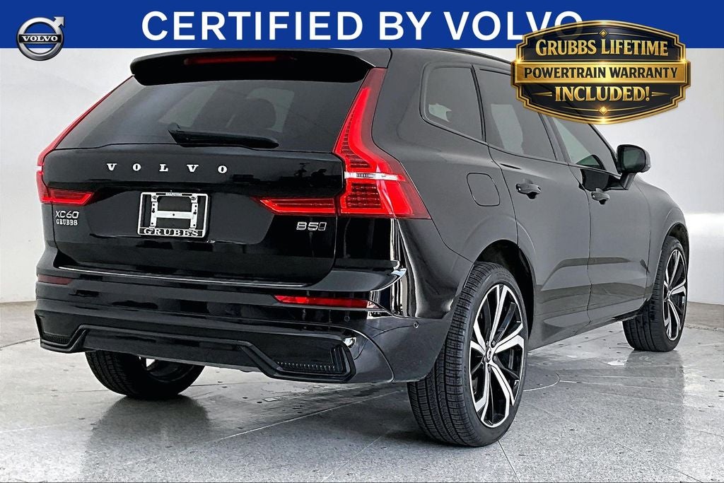 2025 Volvo XC60 B5 Ultra