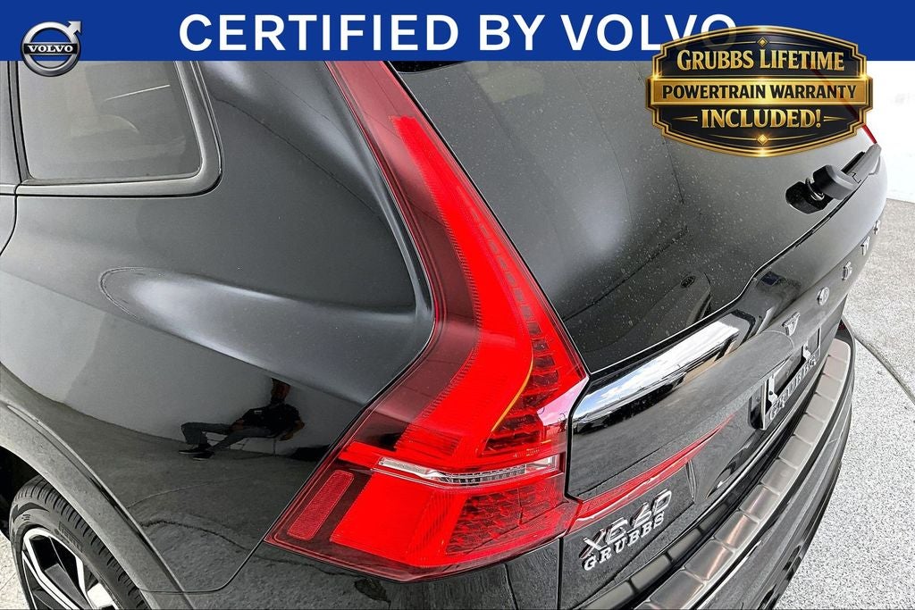 2025 Volvo XC60 B5 Ultra