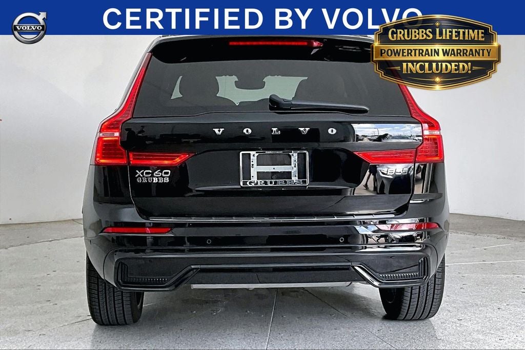 2025 Volvo XC60 B5 Ultra