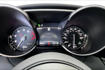 2023 Alfa Romeo Giulia Quadrifoglio