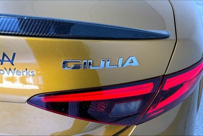 2023 Alfa Romeo Giulia Quadrifoglio