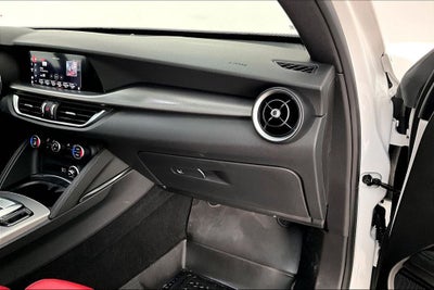 2025 Alfa Romeo Stelvio Veloce