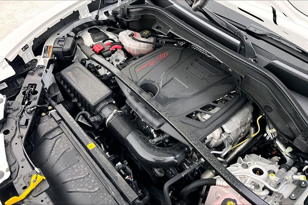 2025 Alfa Romeo Stelvio Veloce