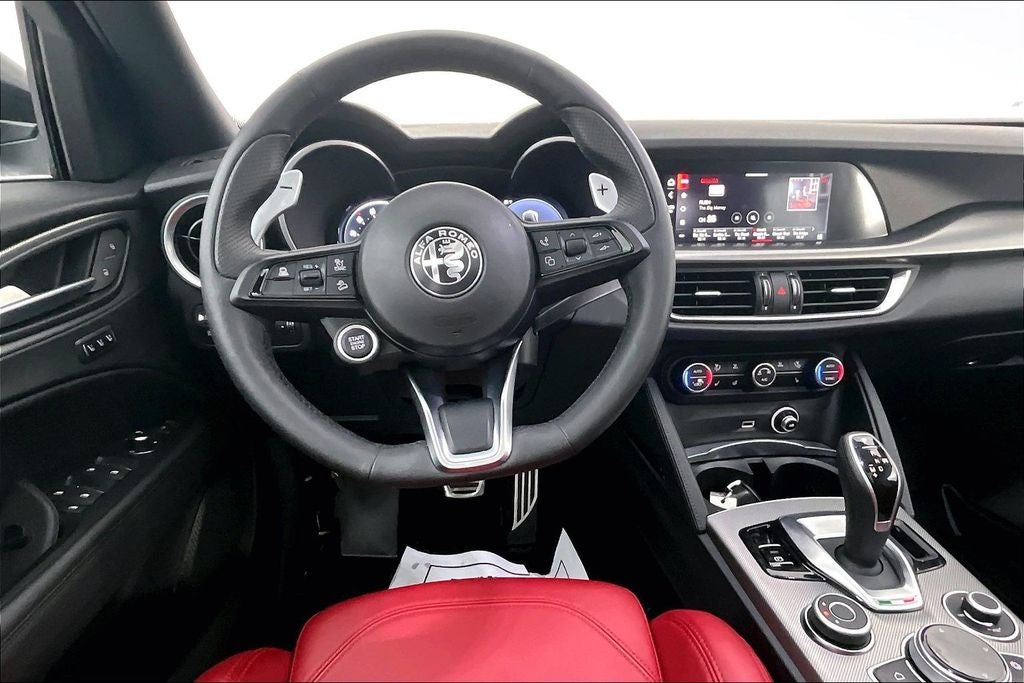 2025 Alfa Romeo Stelvio Veloce