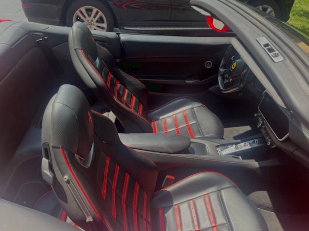 2019 Ferrari Portofino Base